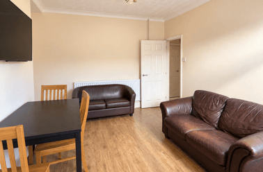 Peel Street, St Catherines, Lincoln - Image 3