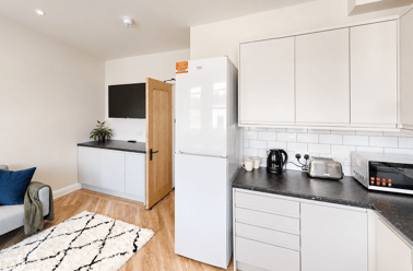 Gloucester Road, St Andrews, Bristol - Image 2