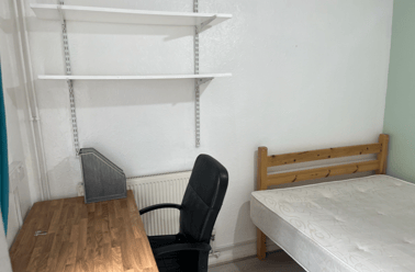 Ashby Crescent, City Centre, Loughborough - Image 3