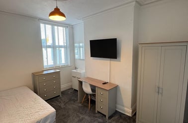 Cranbrook Avenue, Newland, Hull - Image 2
