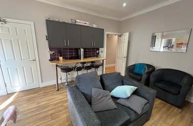 Room 3, 86 Hough Lane, Bramley, Leeds - Image 3