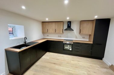 Room 1, 28 Dragon Parade, Cookridge, Leeds - Image 2