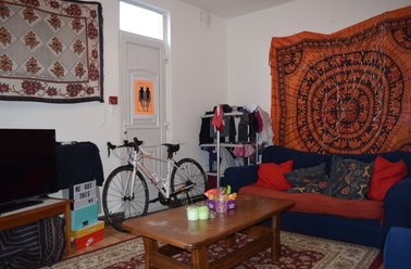 Brudenell Avenue, Hyde Park, Leeds - Image 2