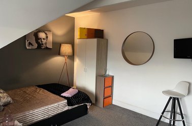 Room 4, 114 Austhorpe Road, Harehills, Leeds - Image 2