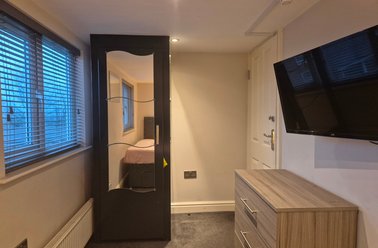 Morley, Leeds - Image 3