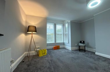 Halton, Harehills, Leeds - Image 2