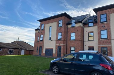 Red Court, Armley, Leeds - Image 3