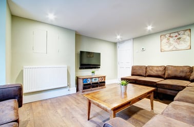 Hyde Park Road, Hyde Park, Leeds - Image 3
