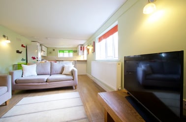 Rolleston Drive, Lenton, Nottingham - Image 2