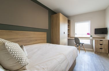 Morrison Circus, Haymarket, Edinburgh - Image 2