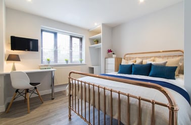 Victoria Road, Hyde Park, Leeds - Image 3