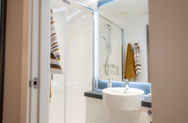 En-suite, Nelson Place, 8 Nelson Street, Belfast Metropolitan College, Belfast - Image 3