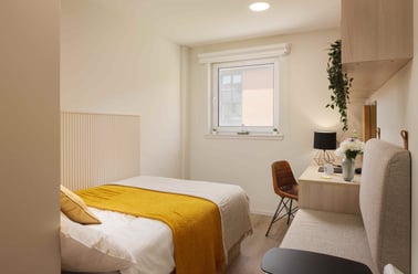 Ensuite Silver (New Style), Buchanan View, 33-35 Calgary Street, City Centre, Glasgow - Image 3
