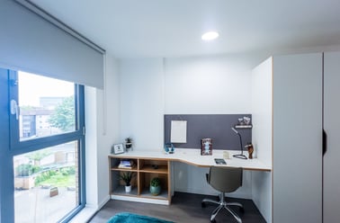 Ensuite Gold Plus Upper Floor, Dobbie’s Point, North Hanover Street, City Centre, Glasgow - Image 2