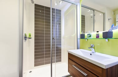 Ensuite Bronze, Newcastle 1, Blandford Square, City Centre, Newcastle - Image 2