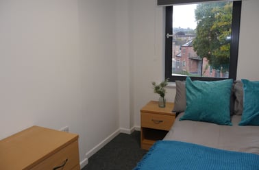 Ensuite - Bronze, Central Place, 59a Edward Street, Netherthorpe, Sheffield - Image 3