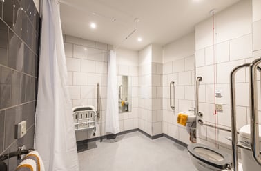 Studio Bronze - Accessible, Nelson Place, 8 Nelson Street, Belfast Metropolitan College, Belfast - Image 2