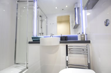 Ensuite Gold, Dobbie’s Point, North Hanover Street, City Centre, Glasgow - Image 3