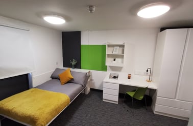 Ensuite Silver, St James' Point, Pitt Street, City Centre, Newcastle - Image 3