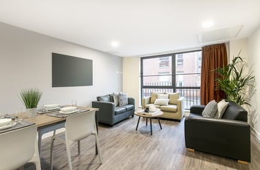 Ensuite Standard, Sheffield 3, 80 Hoyle Street, Broomhill, Sheffield - Image 3