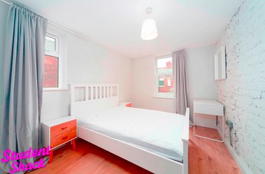 Ruskin Avenue, Rusholme, Manchester - Image 2