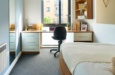Gold Ensuite, The Cavendish, Winnall Close, Winnall, Winchester - Image 2