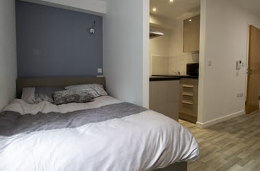 Studio, Trinity Hall, Holborn Approach, Woodhouse, Leeds - Image 2