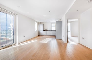 Flat 41, 48 Reminder Lane, Greenwich, London - Image 2