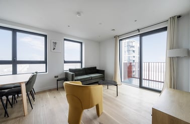 Flat 1902, 8 Pilot Walk, Greenwich, London - Image 2