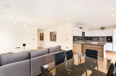 Flat 112, 27 East Parkside, Greenwich, London - Image 3