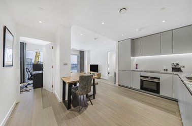 Flat 1901, 18 Cutter Lane, Greenwich, London - Image 2