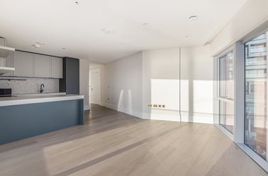 Flat 1008, 8 Cutter Lane, Greenwich, London - Image 2