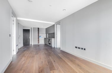 Flat 806, 2 Cutter Lane, Greenwich, London - Image 2