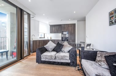 Flat 30, 21 Reminder Lane, Greenwich, London - Image 2