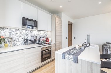 Flat 99, 1 Pilot Walk, Greenwich, London - Image 3