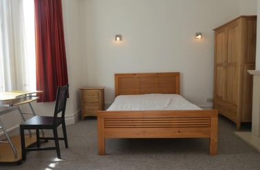 Winton, Bournemouth - Image 3