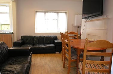 Charminster, Springbourne, Bournemouth - Image 3