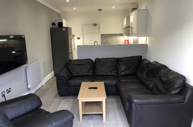 Charminster, Springbourne, Bournemouth - Image 2