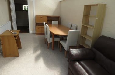 14 Wallis Road, Talbot village, Bournemouth - Image 2