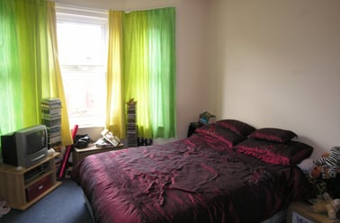 28 Trafalgar Road, Charminster, Bournemouth - Image 2