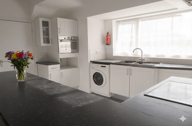 2b Maple Road, Winton, Bournemouth - Image 3