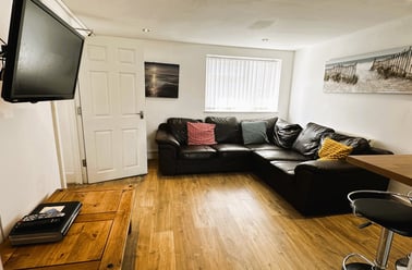 Ensbury Park, Bournemouth - Image 3