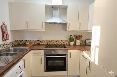 Winton, Moordown, Bournemouth - Image 2