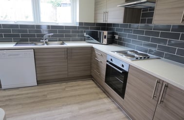 34 Stanfield Road, Winton, Bournemouth - Image 3