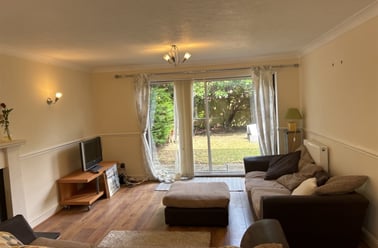 10 Vine Farm Road, Talbot village, Poole - Image 2