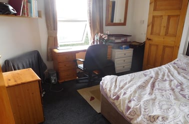 Flat 5, 6 Queens Park Gardens, Springbourne, Bournemouth - Image 3