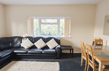 Winton, Bournemouth - Image 2