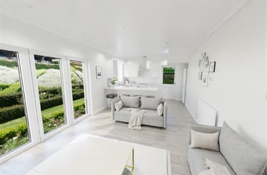 31 Astbury Avenue, Talbot village, Poole - Image 2