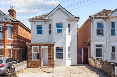 19 Sedgley Road, Winton, Bournemouth - Image 3