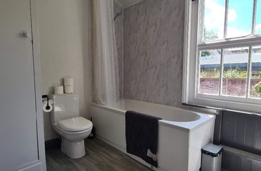 Edward Road, City Centre, Canterbury - Image 3